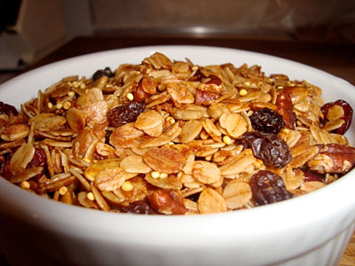 Gluten-Free Granola with Fruit